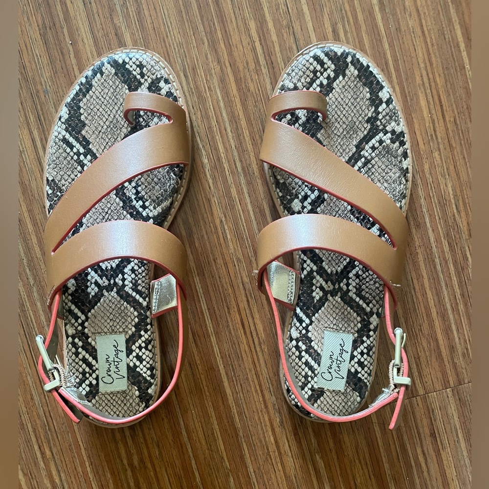 Crown vintage sandals. Tan. Only worn a few times. Size 7